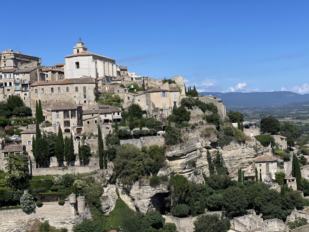 Taxi Avignon TGV Gordes